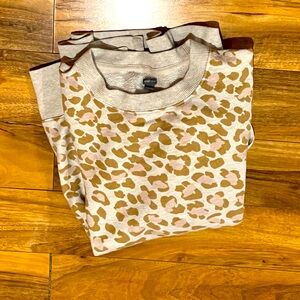 Aerie XL leopard sweater. Lots of life left, very good condition.